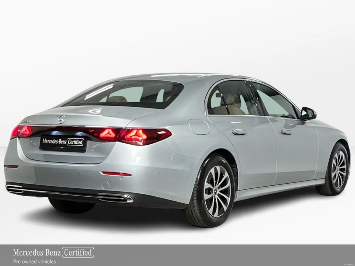 Mercedes-Benz E-Class 220d Avantgarde - 17 Inch Al - Image 3