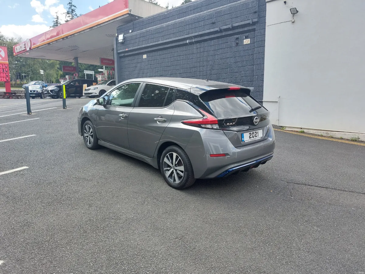 Nissan Leaf 2021 - Image 5