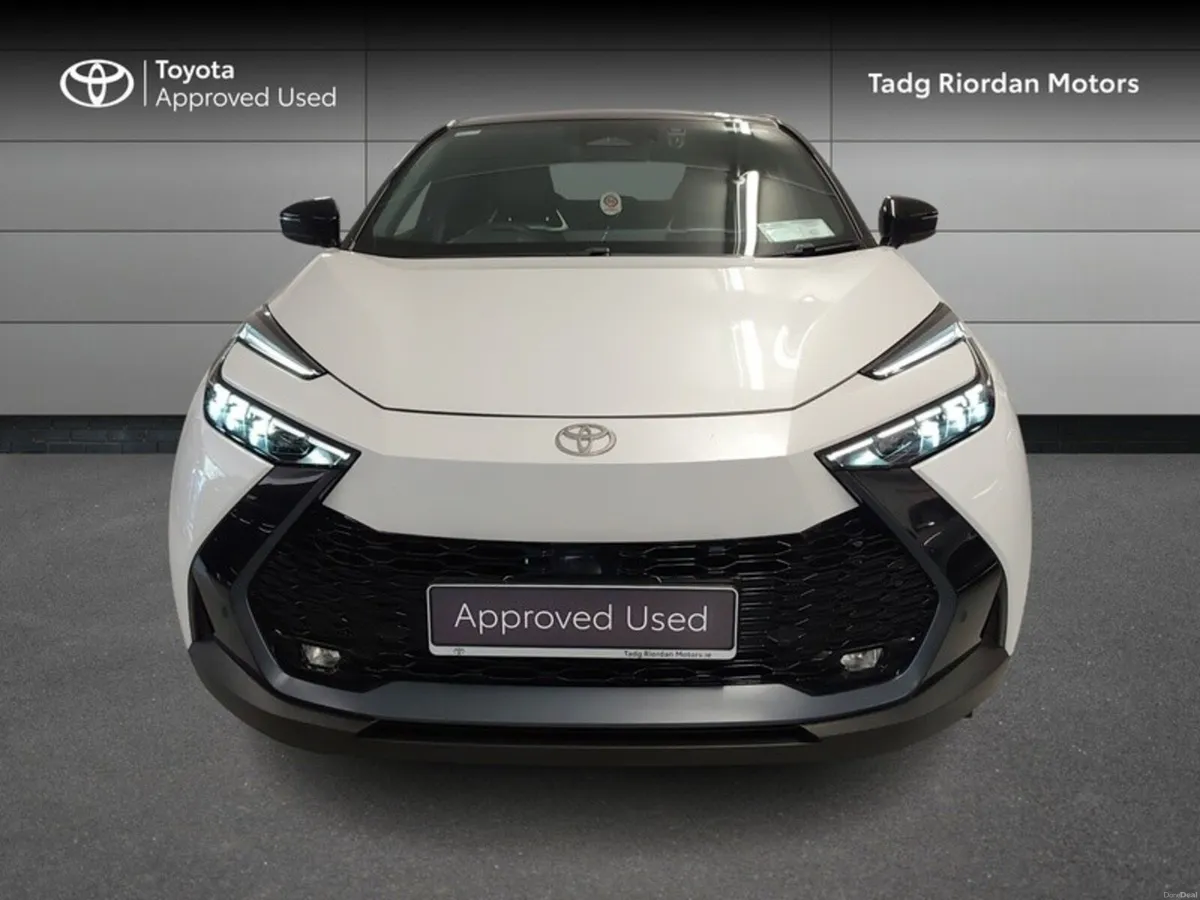 Toyota C-HR HYBRID SOL - Image 5