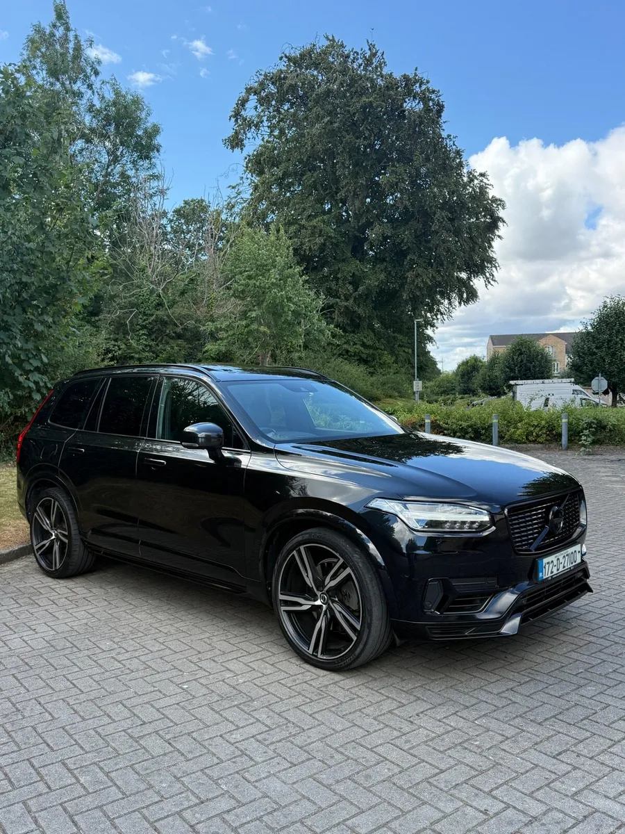 2017 Volvo XC 90 T8 R-Design Pro | High Spec - Image 3