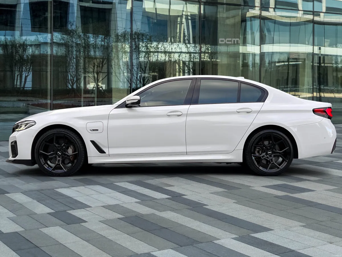 BMW 530e G30 M Sport iPerformance - Image 4
