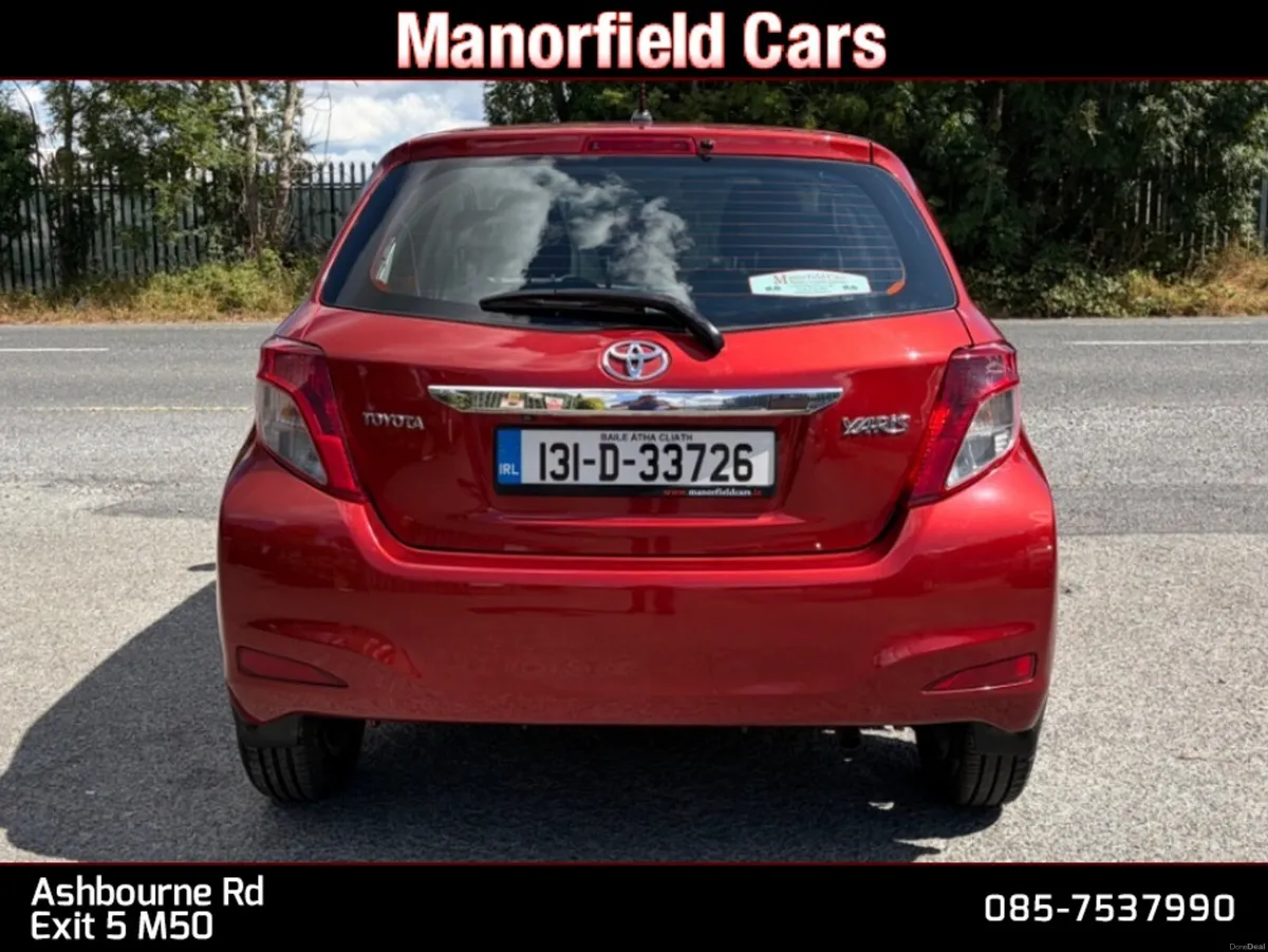 2013 131 Toyota Yaris TR 1.3 Petrol 5dr Hatchback - Image 5