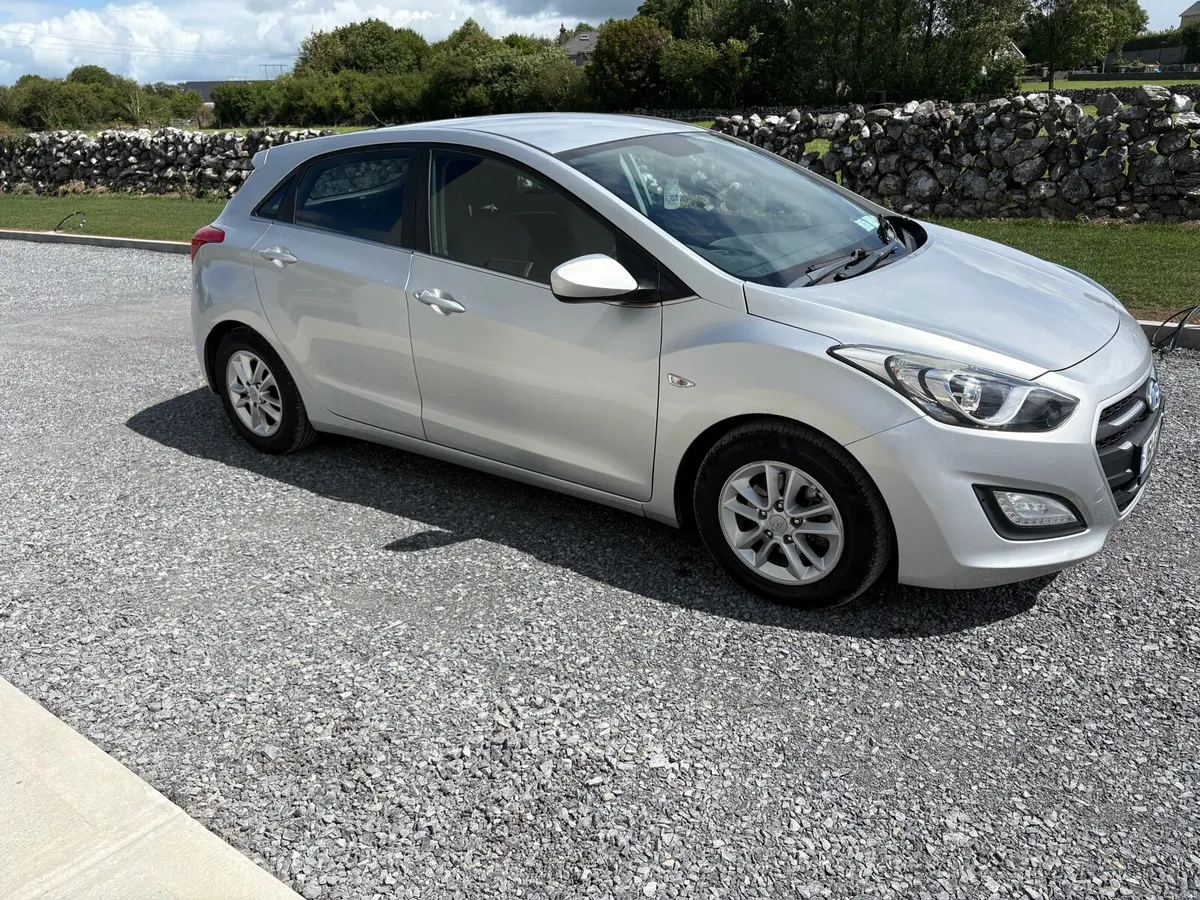 Hyundai i30 - Image 2