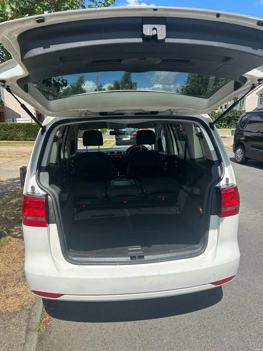 Car - Image 6