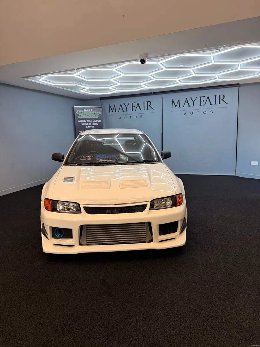 Mitsubishi Lancer EVOLUTION 2 RS - Image 2