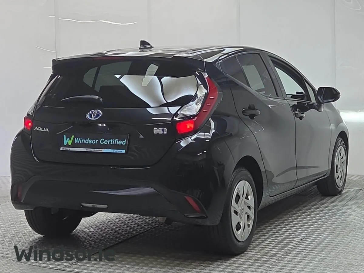 Toyota Aqua Auto Hybrid X - Image 2