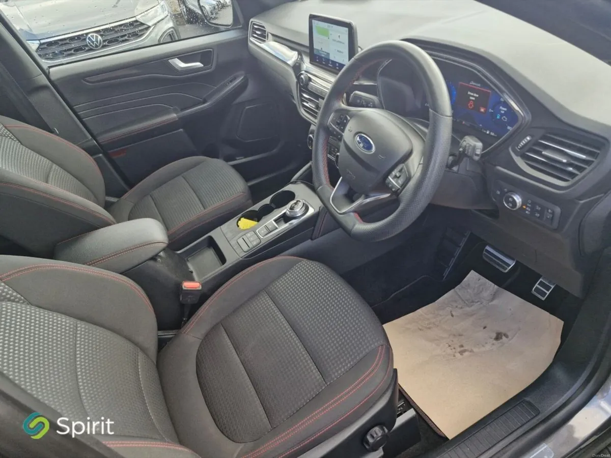 Ford Kuga 2.5 PHEV ST-Line Auto - Image 3