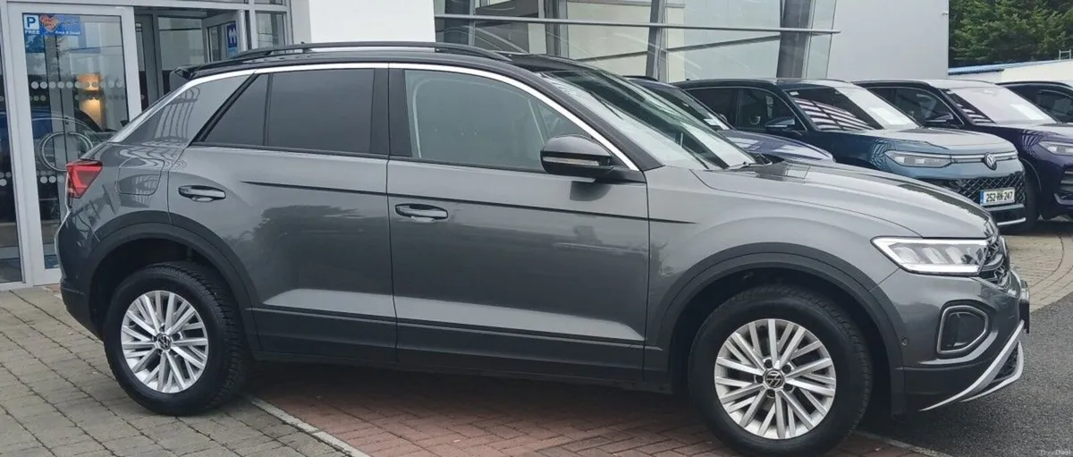 Volkswagen T-Roc 2.0 TDI M6F 116BHP  **2 SEATER, R - Image 2