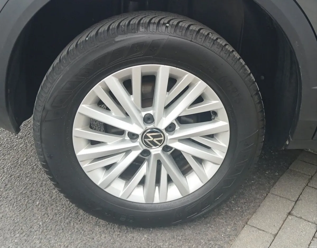 Volkswagen T-Roc 2.0 TDI M6F 116BHP  **2 SEATER, R - Image 6