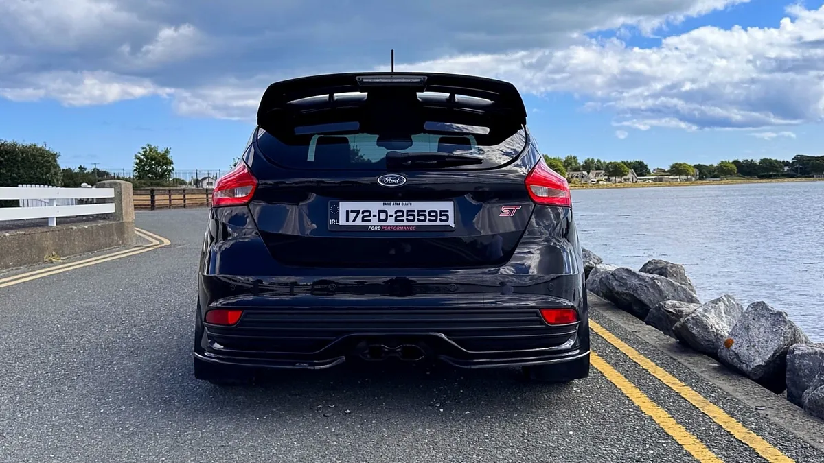 Ford Focus ST-3 Petrol - Image 3