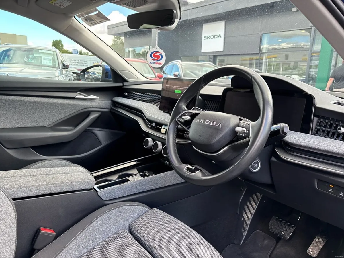 Skoda Superb SELECTION COMBI 2.0 TDI 150HP DSG - Image 6
