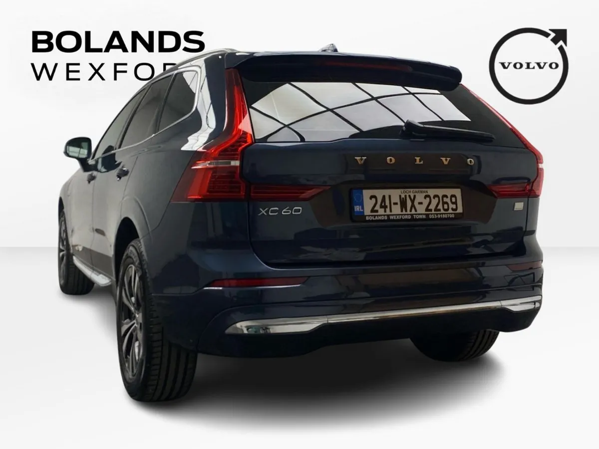 Volvo XC60 T6 AWD PHEV Core - Image 4