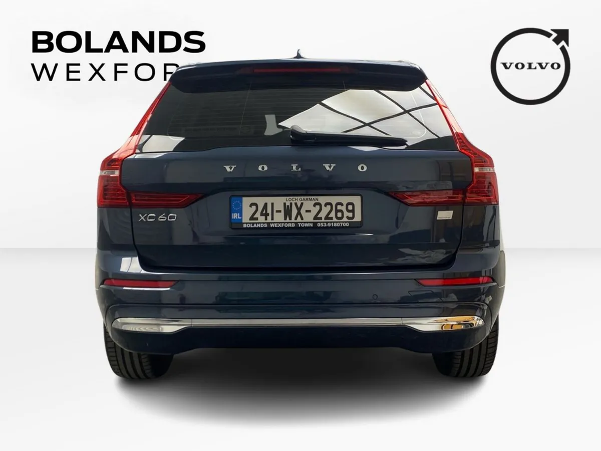 Volvo XC60 T6 AWD PHEV Core - Image 3