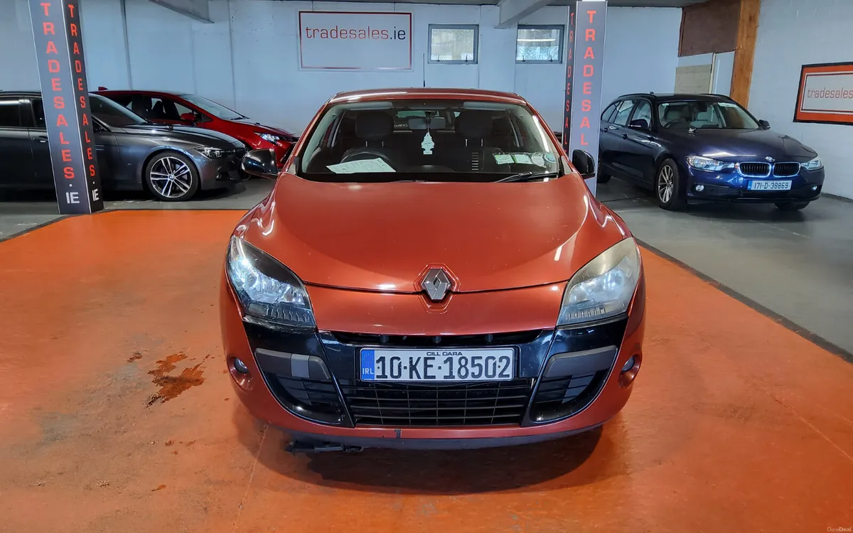 Renault Megane 2010 - Image 2