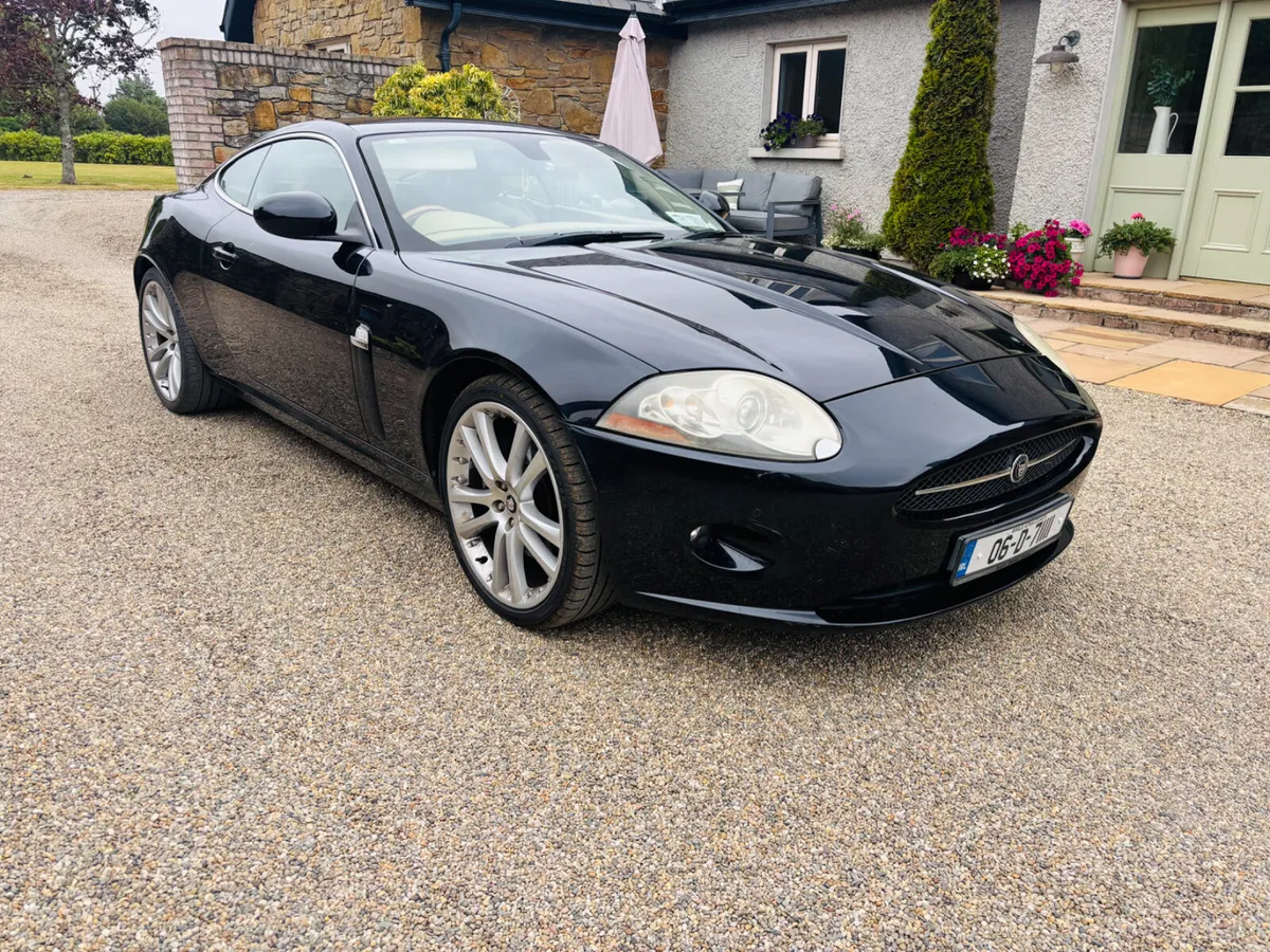 2006 Jaguar XK8 4.2 ltr V8 - Image 3