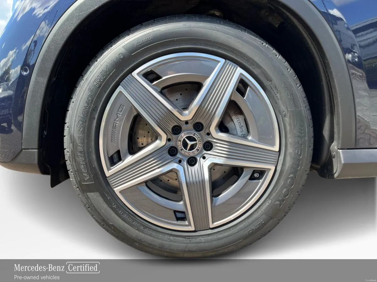 Mercedes-Benz GLC 220D AMG Line 4MATIC SUV  **Pano - Image 5