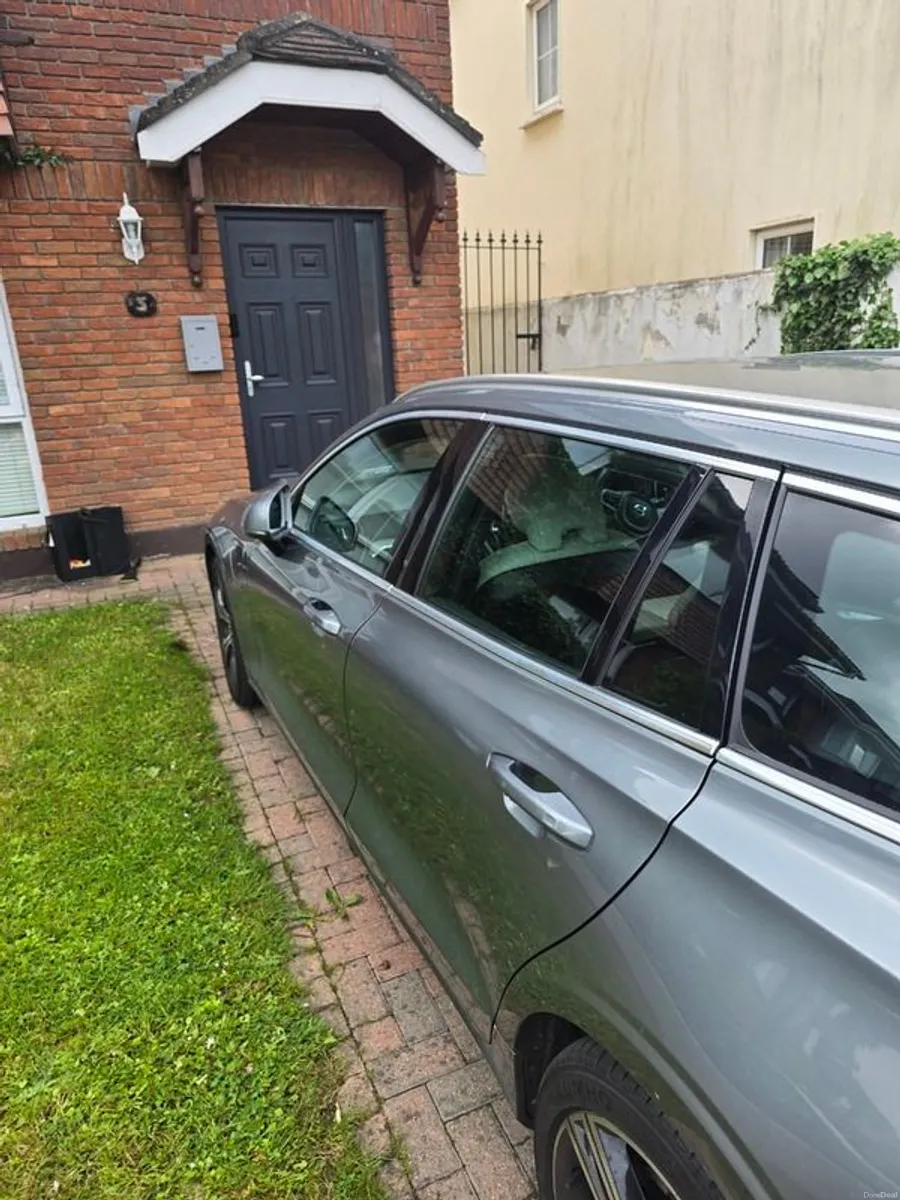 2020 Volvo V60 - Image 6