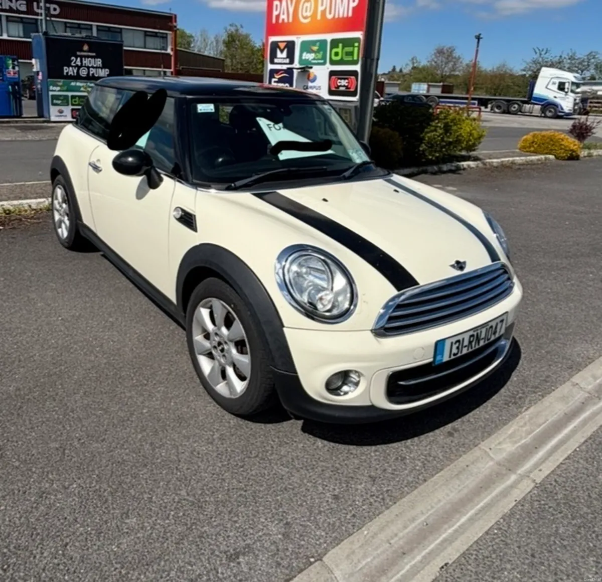 2013 Mini Cooper 1.6L petrol *LOW KM* - Image 2
