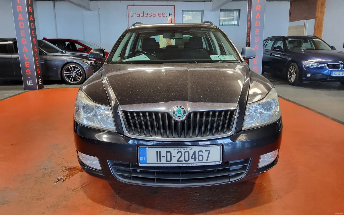 Skoda Octavia 2011 - Image 2