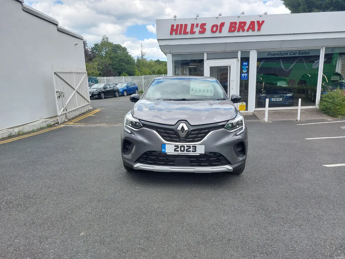 Renault Captur 2023 - Image 2