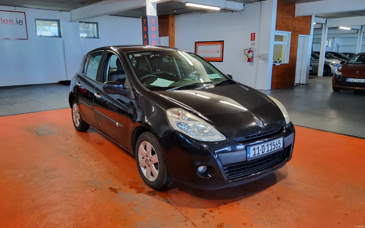Renault Clio 2011 - Image 1