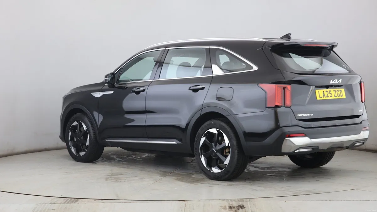 Kia Sorento Station Wagon 2 - Image 2