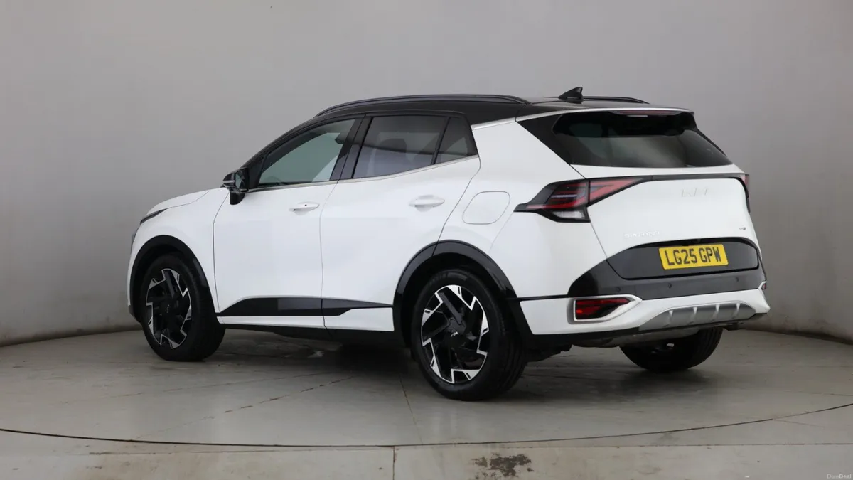 Kia Sportage Estate GT-Line S - Image 2