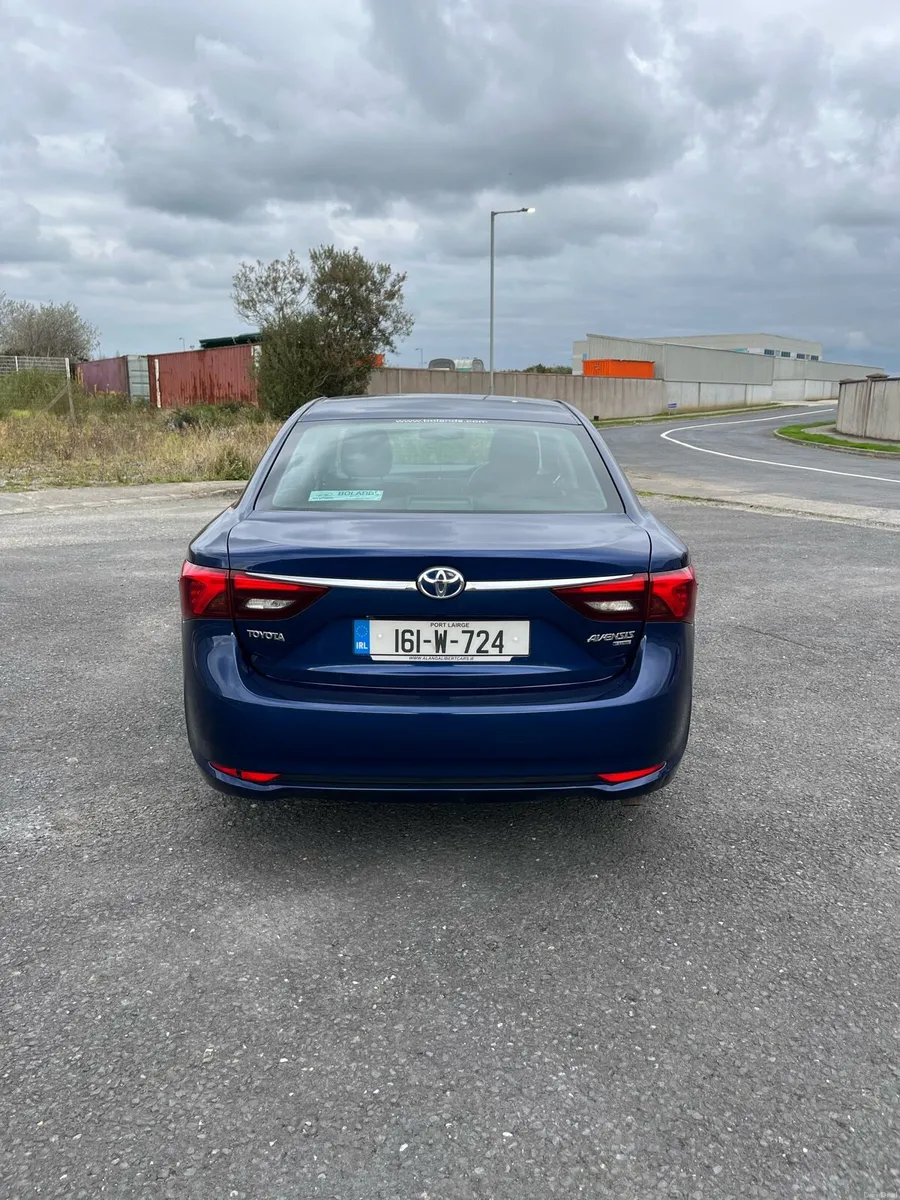 Toyota avensis - Image 4