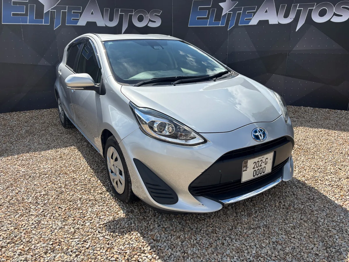 Toyota Aqua Self Charging Hybrid 2020 - Image 6