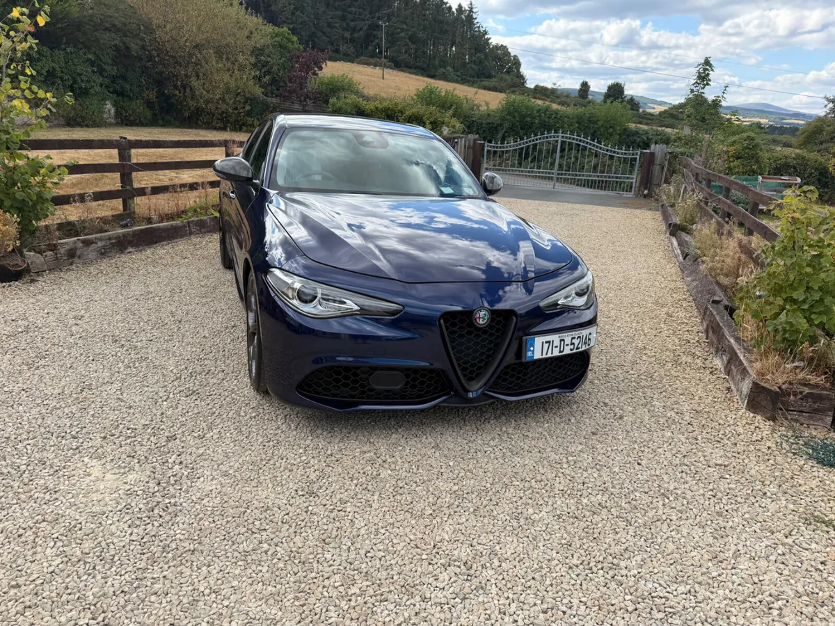 Alfa Romeo Giulia 2.2 Speciale 2017 - Image 3