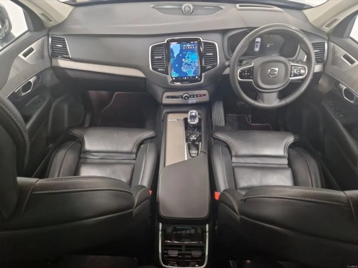 Volvo XC90 T8 PHEV Ultimate Bright - Image 3