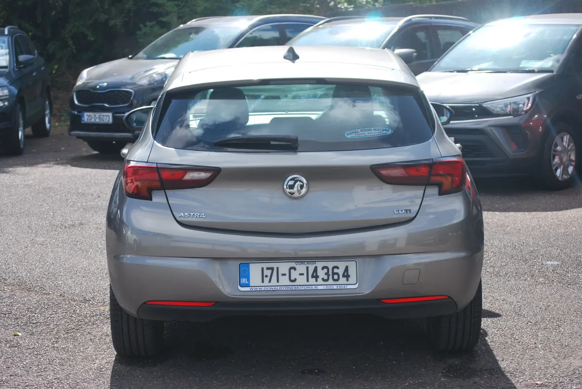 Vauxhall Astra 2017 Elite 1.6 CDTI - Image 6