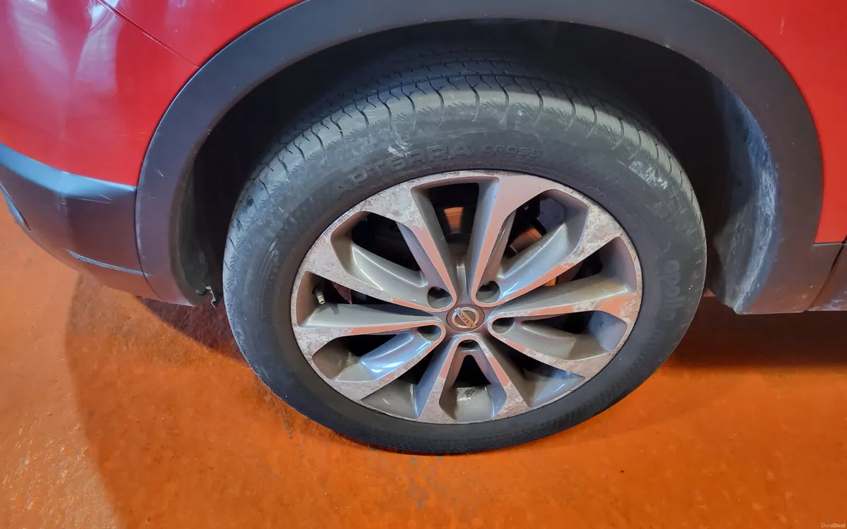 Nissan Qashqai 2013 - Image 5
