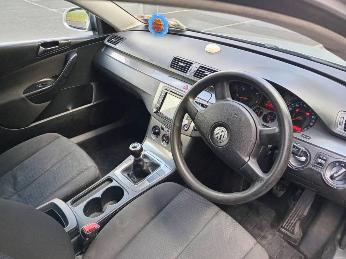 2009 Vw Passat 1.9 tdi full nct - Image 5