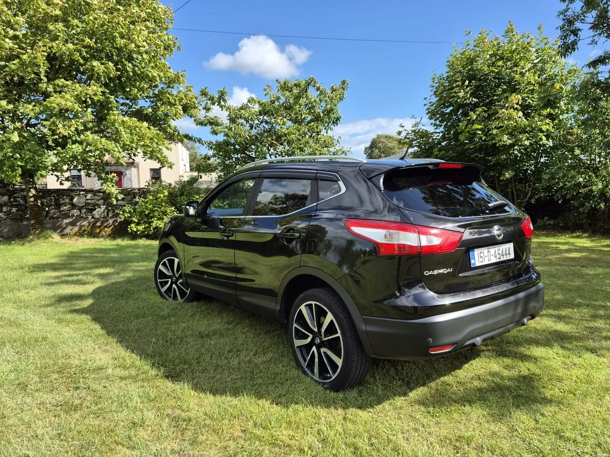 Nissan Qashqai Tekna - Image 2