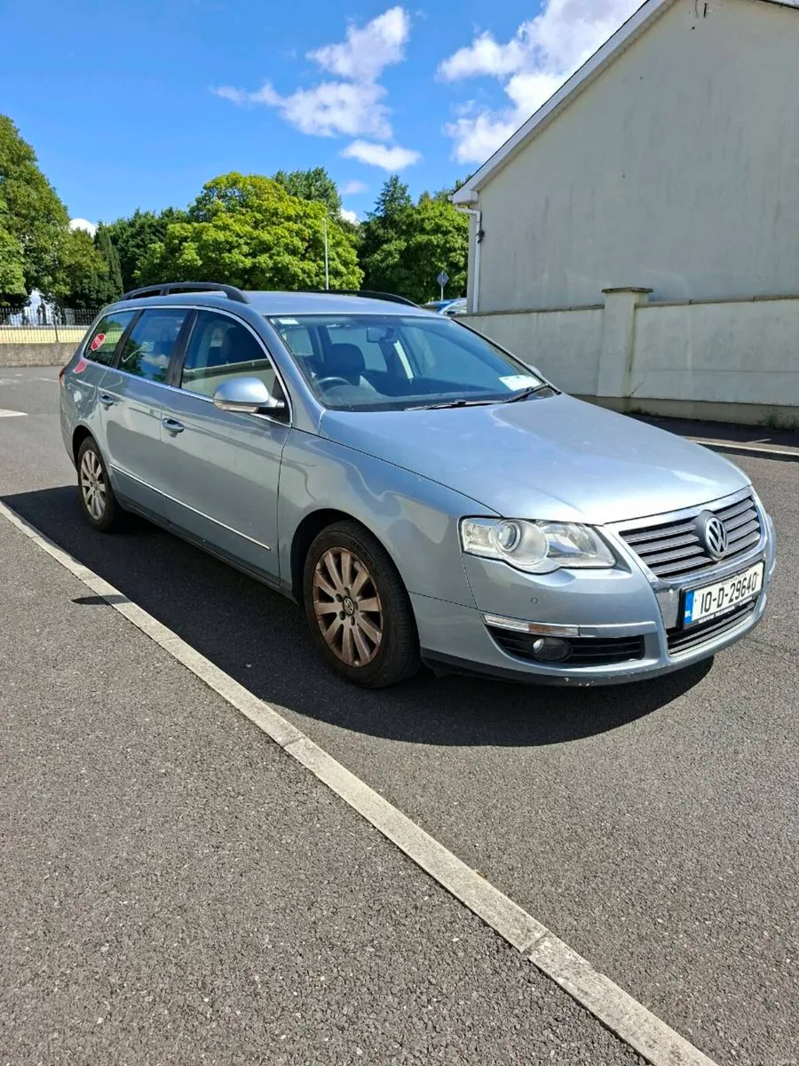 VW PASSAT 2010 - Image 1