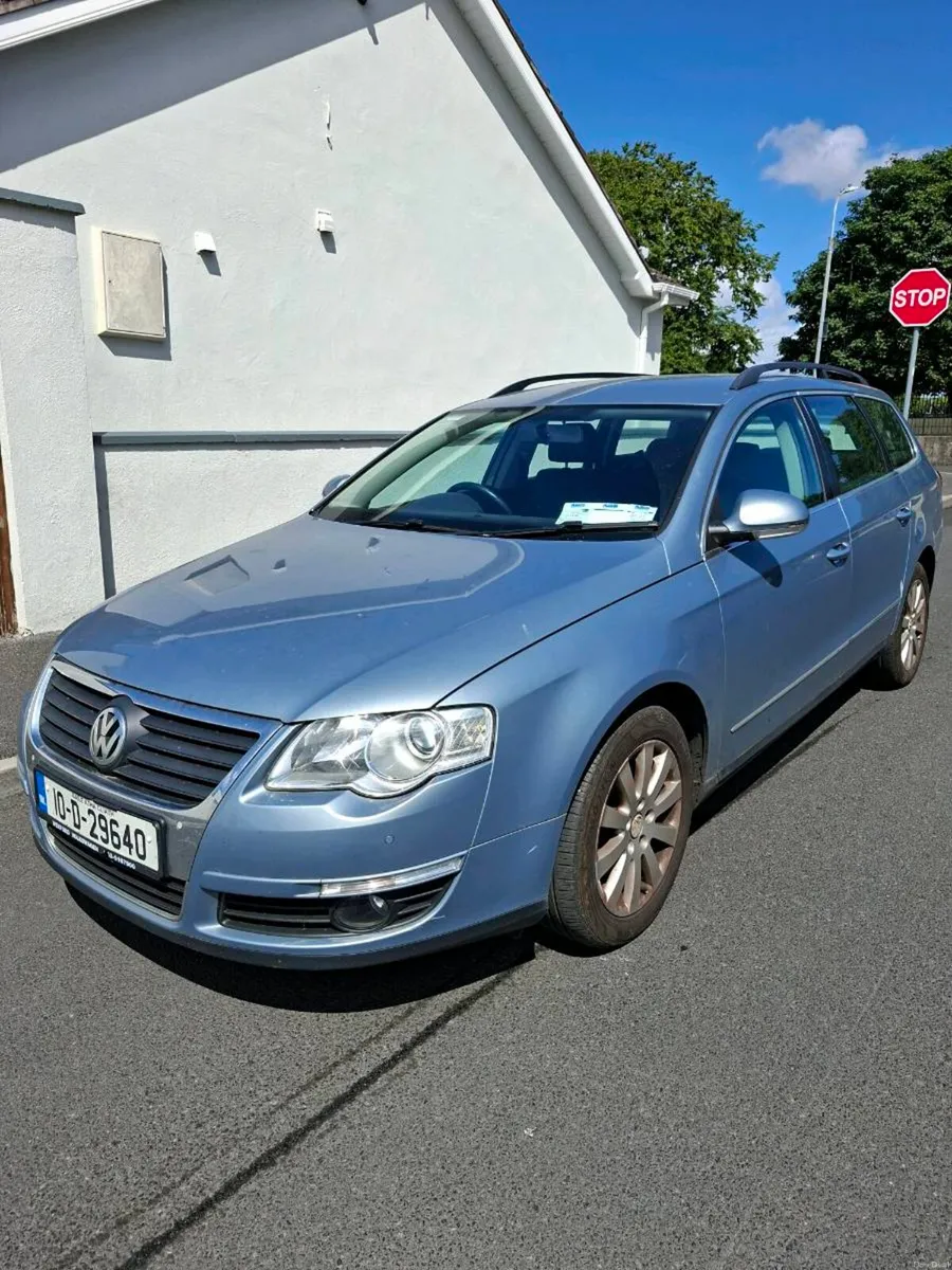 VW PASSAT 2010 - Image 2