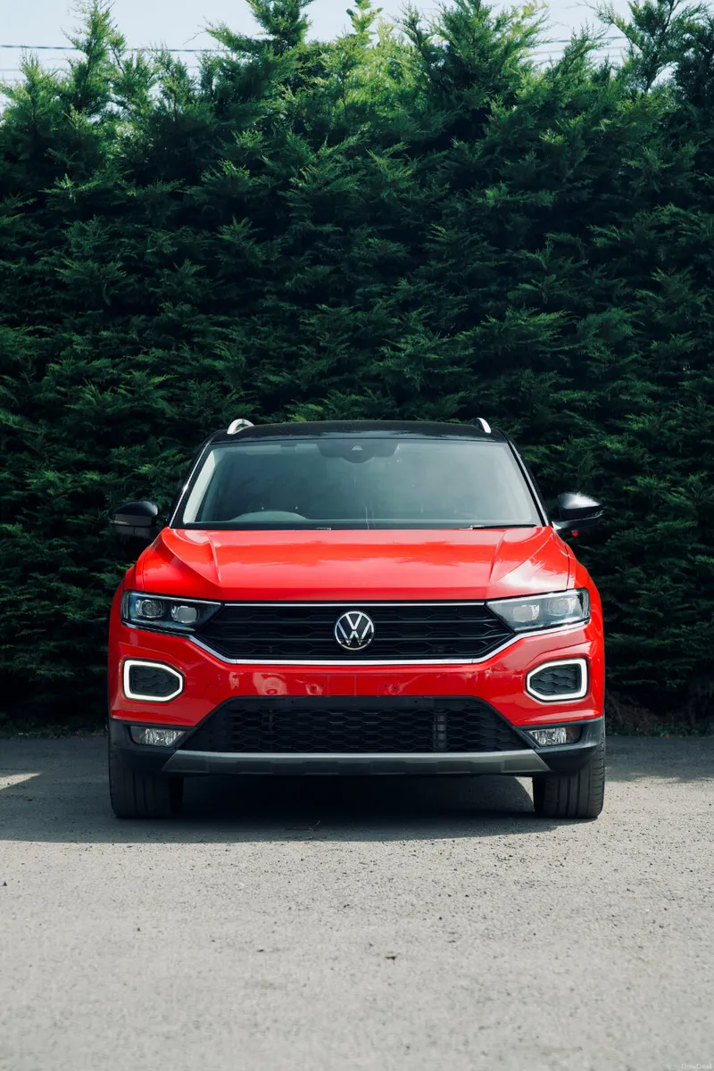 Volkswagen T-Roc 2.0 TDI Design 2021 - Image 6