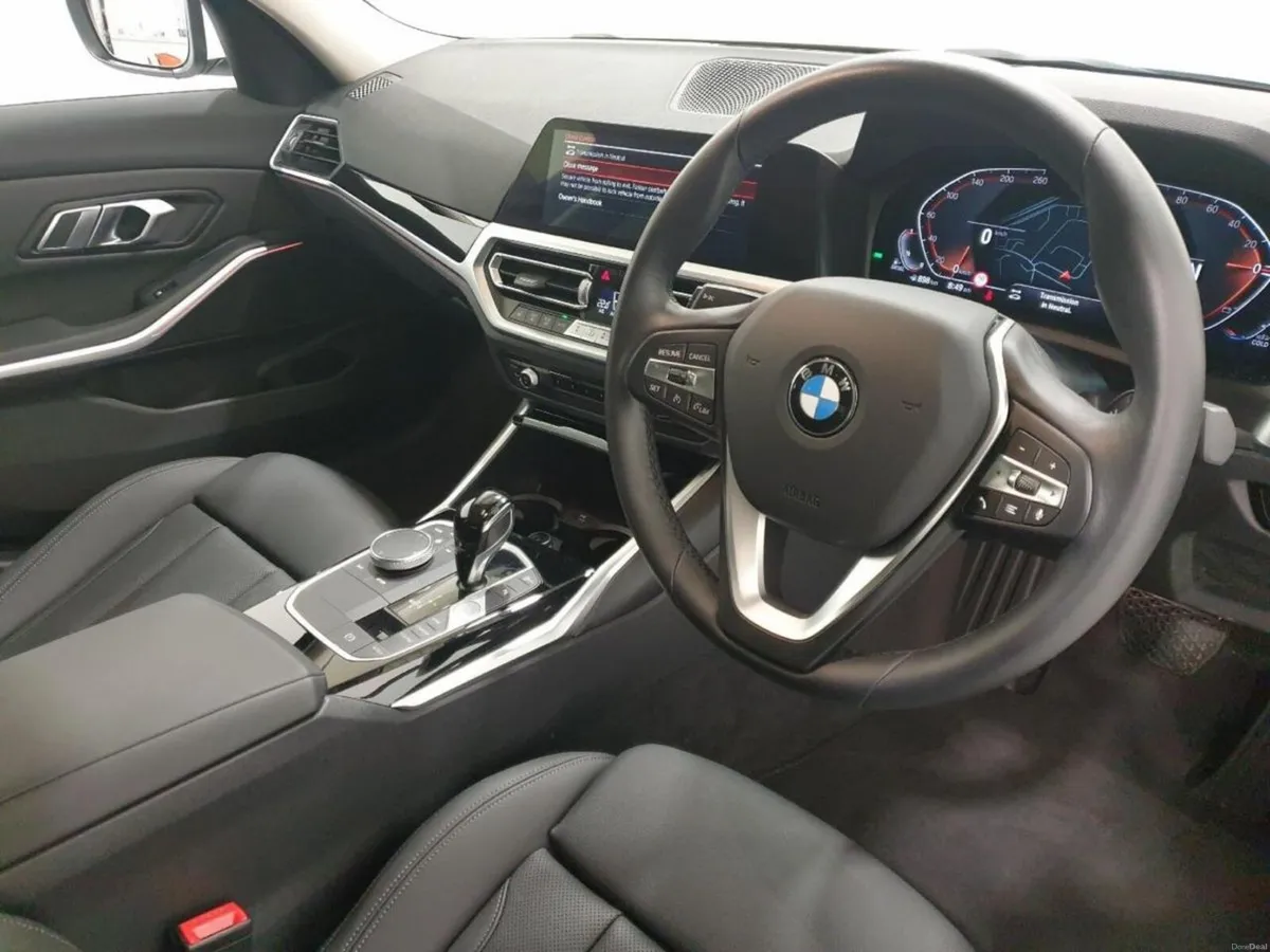 BMW 3-Series 318d SE Saloon - Image 6