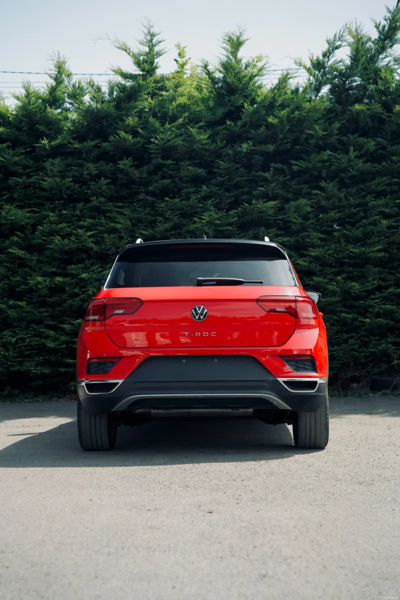 Volkswagen T-Roc 2.0 TDI Design 2021 - Image 3