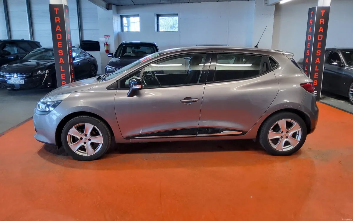 Renault Clio 2016 - Image 6
