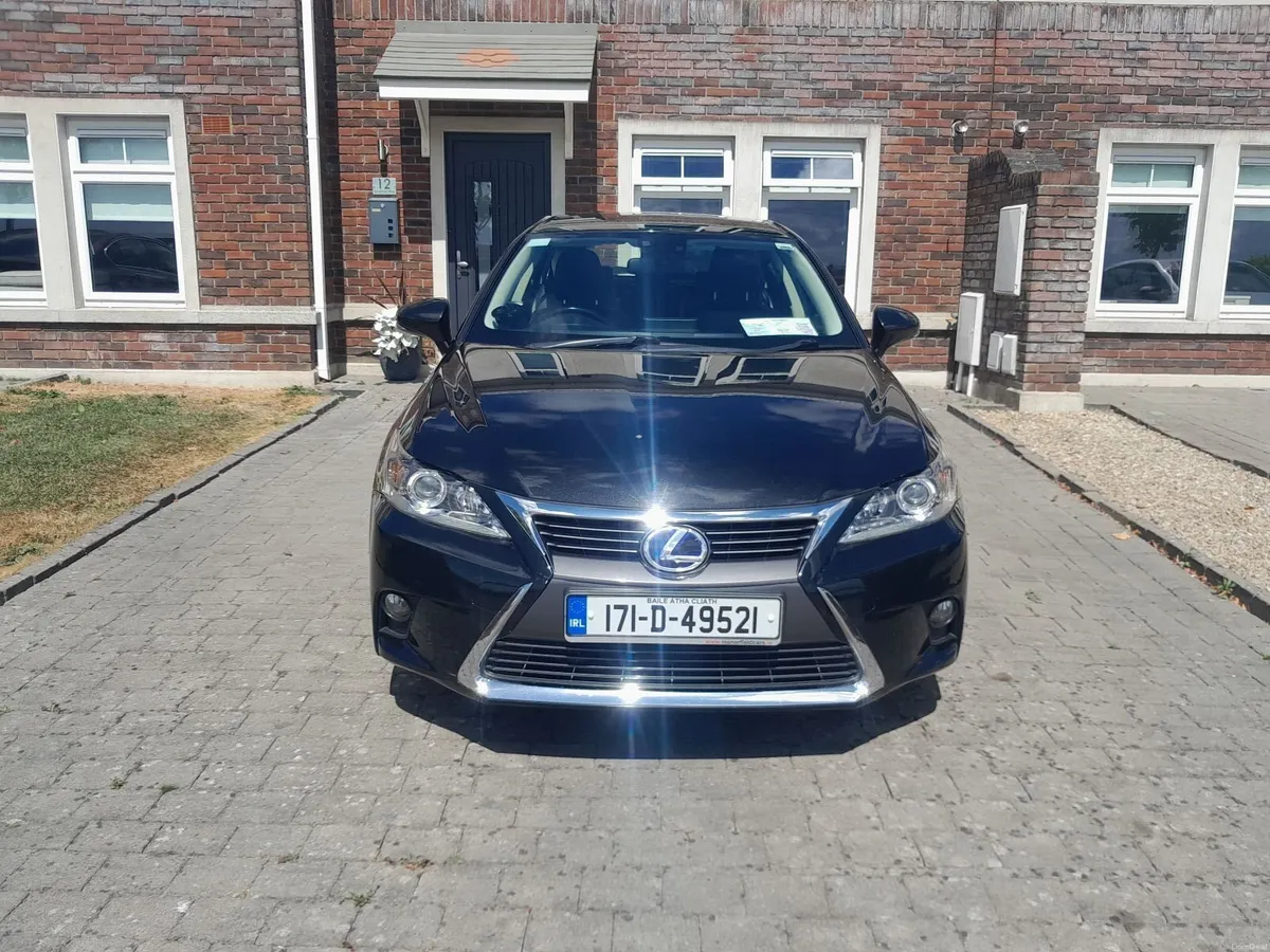 2017 Lexus CT 200h Executive Edition CVT Auto – 60 - Image 2