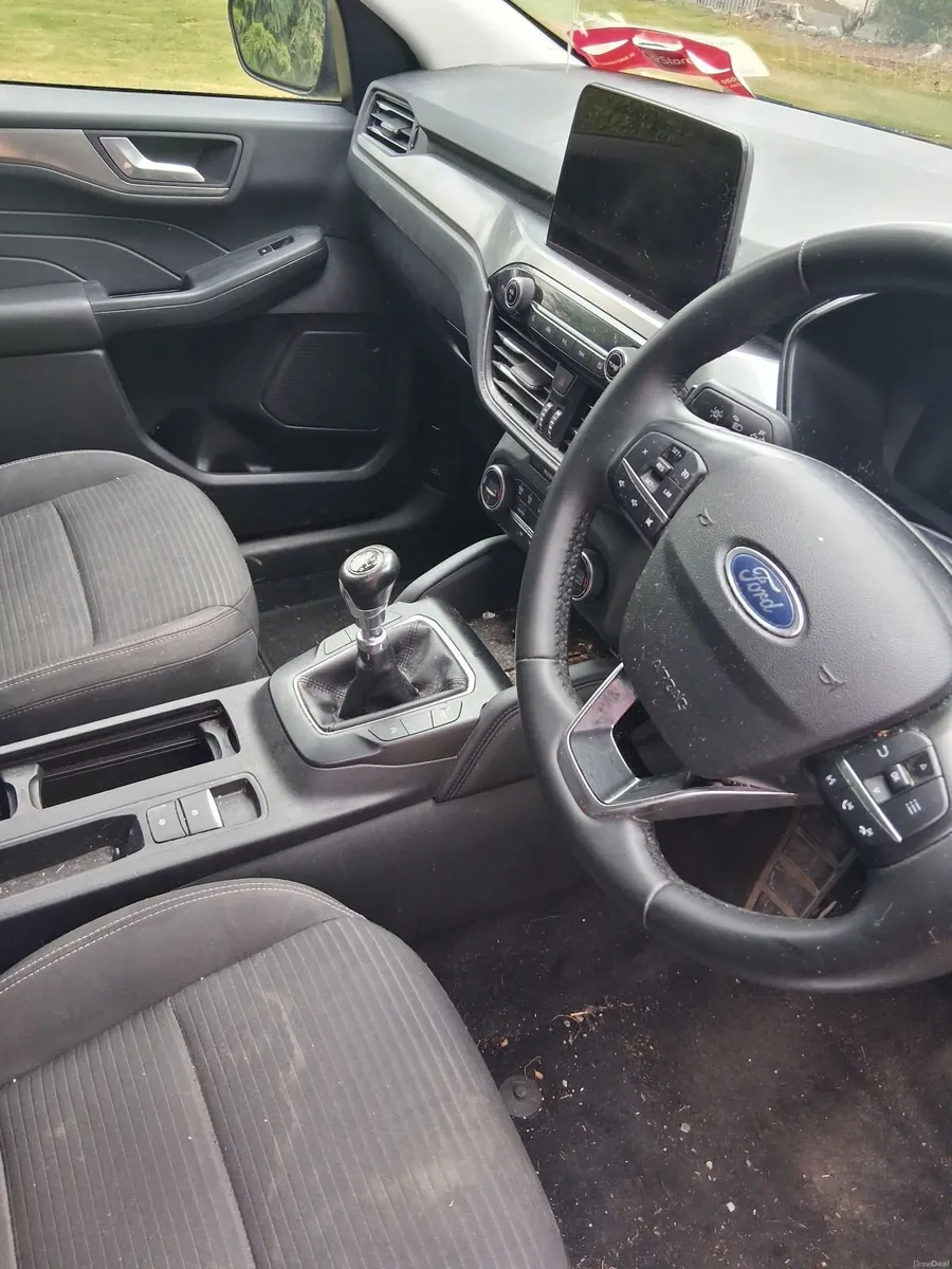 Ford Kuga 2022 - Image 1