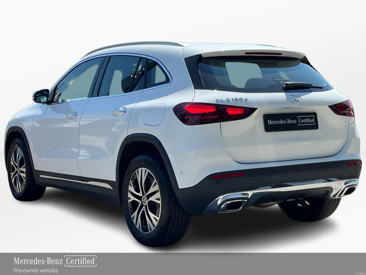 Mercedes-Benz GLA 180D Progressive Line Plus Compa - Image 4