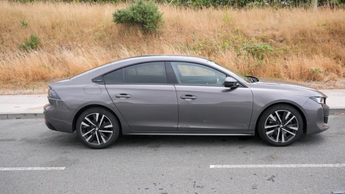 Peugeot 508 GT-line PHEV Grey AUTOMATIC high specs - Image 4