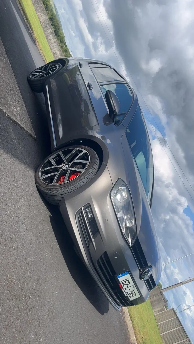 Volkswagen golf - Image 5