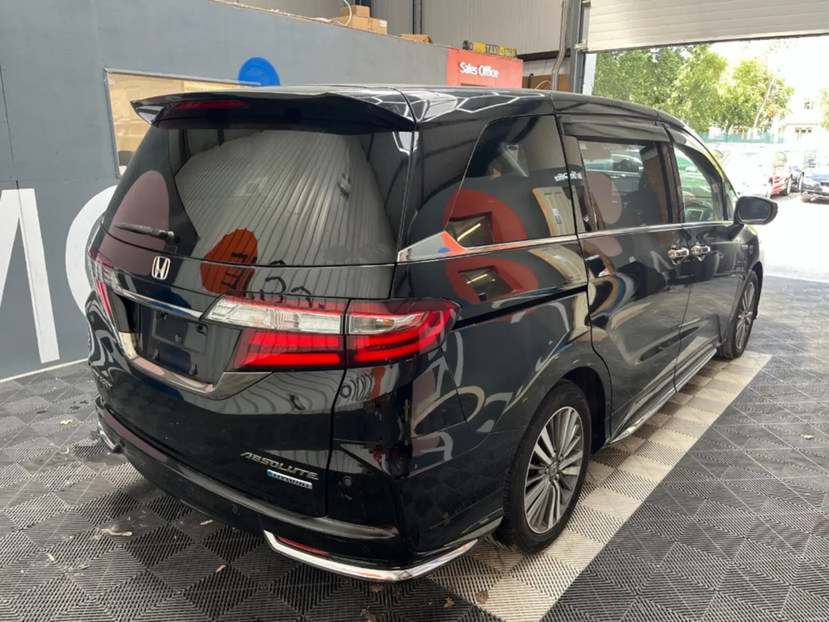 Honda Odyssey 2019 HONDA ODYSSEY HYBRID ABSOLUTE S - Image 4