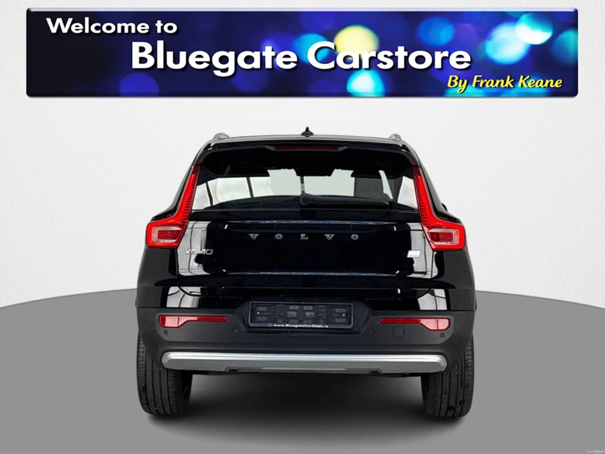 Volvo XC40 CORE T4 RECHARGE AUTO **FULL BLACK CLOT - Image 3