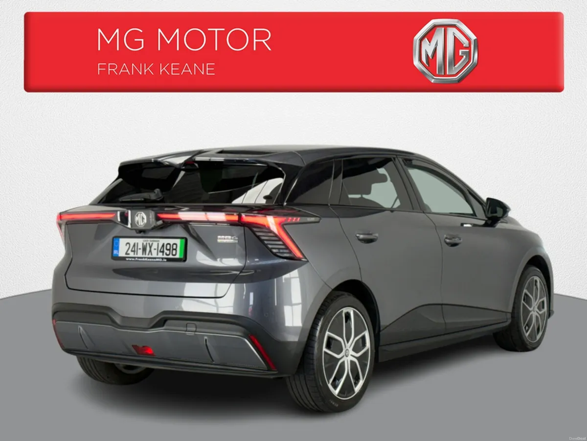 MG 4 EV LR - EXCLUSIVE- 64KWH **FULL BLACK HALF LE - Image 4