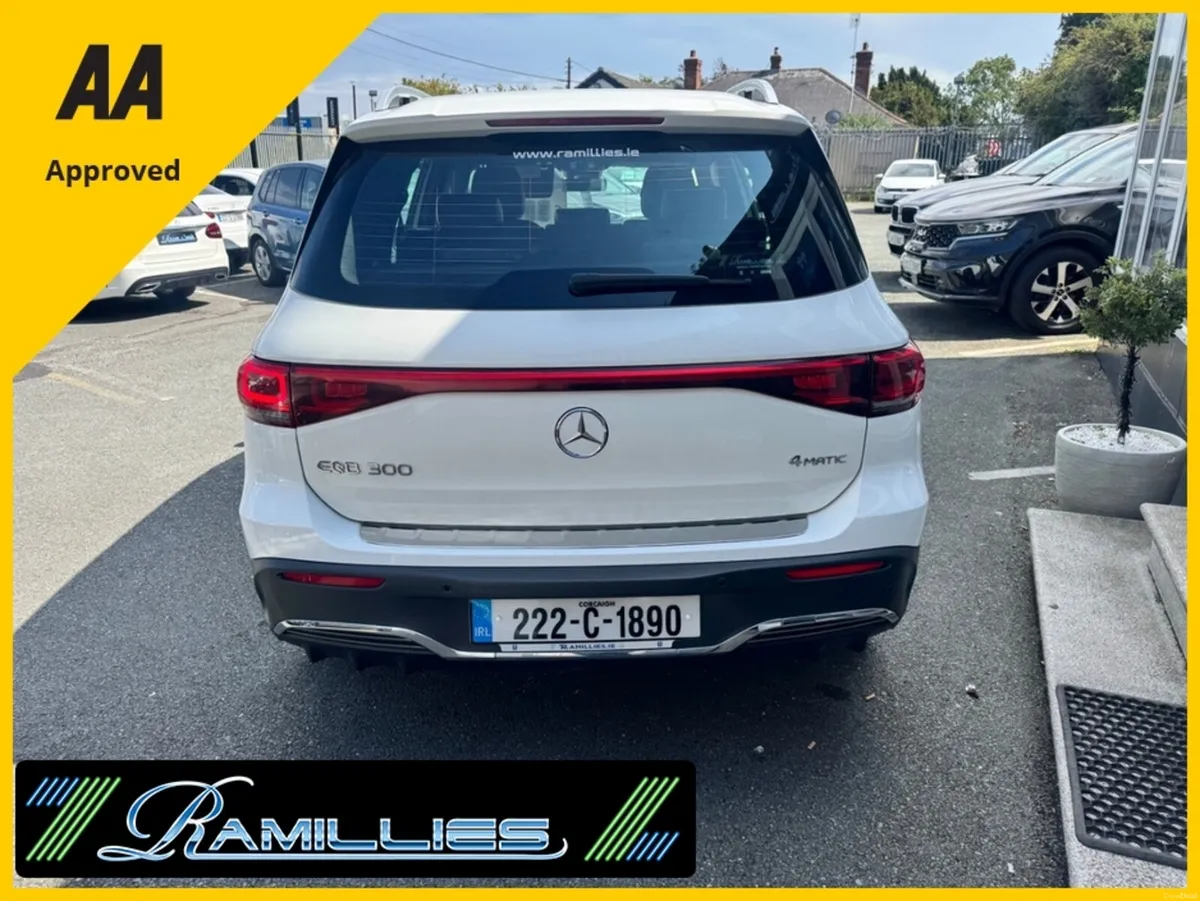 Mercedes-Benz EQB 300 4MATIC AMG 7 Seat AUTO, 12 M - Image 4
